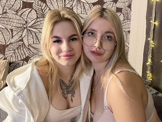 AmityAndBecky's Online live cam Profile Image